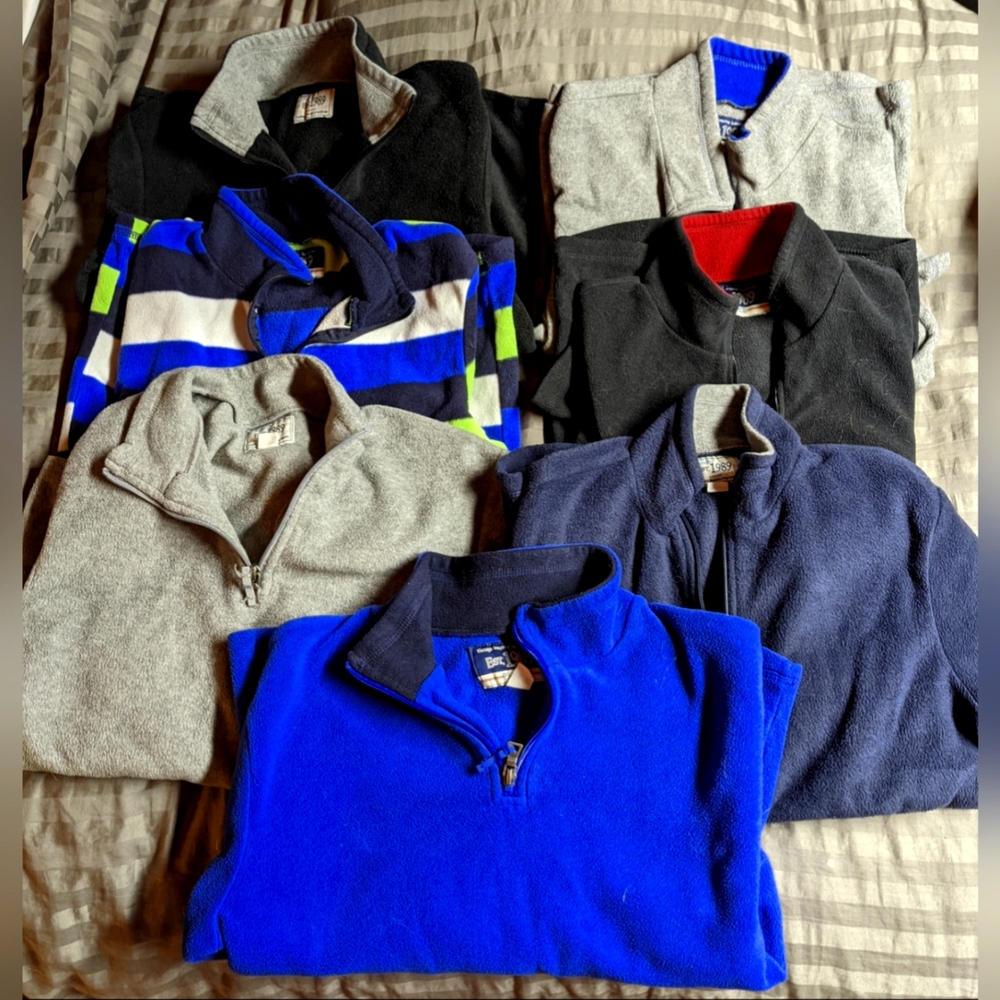Youth size XL performance fleece tops EUC